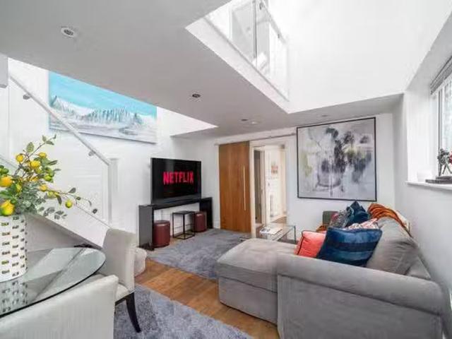 Apartment for rent in Sunningdale