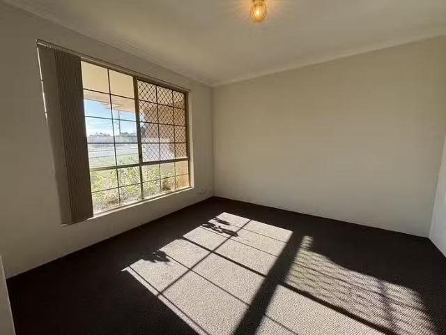 House for rent in Spearwood, Western Australia