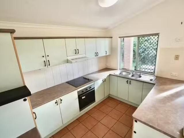 House for rent in Kirwan, Queensland