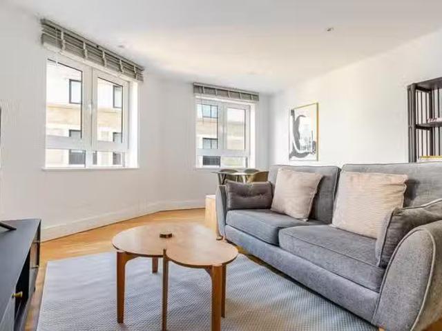 Apartment for rent in Aldgate, Lyons