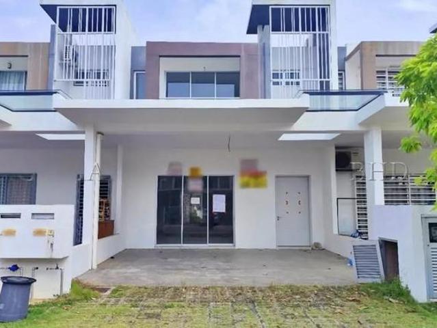 Terraced House for sale in Tanjong Sepat, Selangor