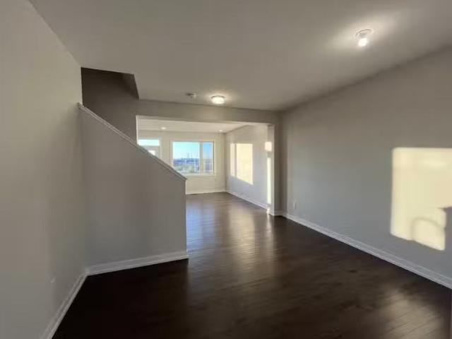 Condo for rent in Fox Run North, Ottawa