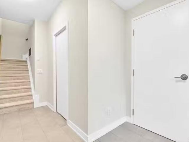 Condo for rent in Mulhurst Bay, Ontario