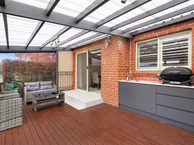 Condo for rent in Sydney, New South Wales