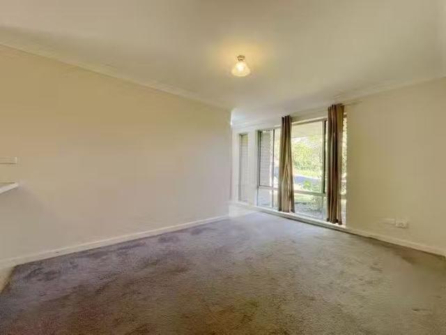 Apartment for rent in Mount Nasura, Western Australia