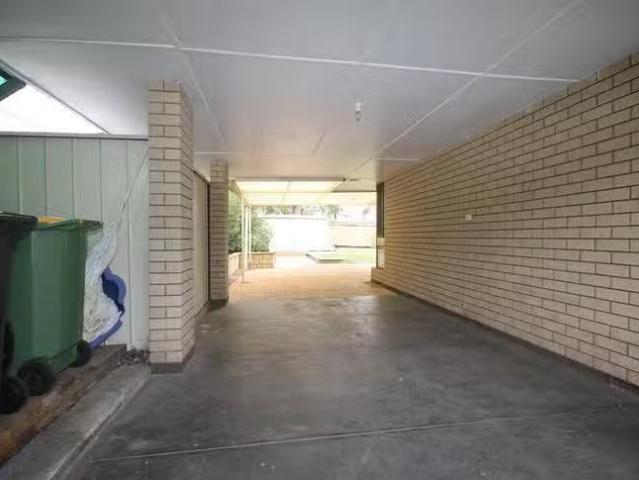 House for rent in Huntingdale, Western Australia