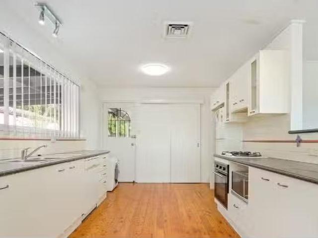 House for rent in Holsworthy, New South Wales