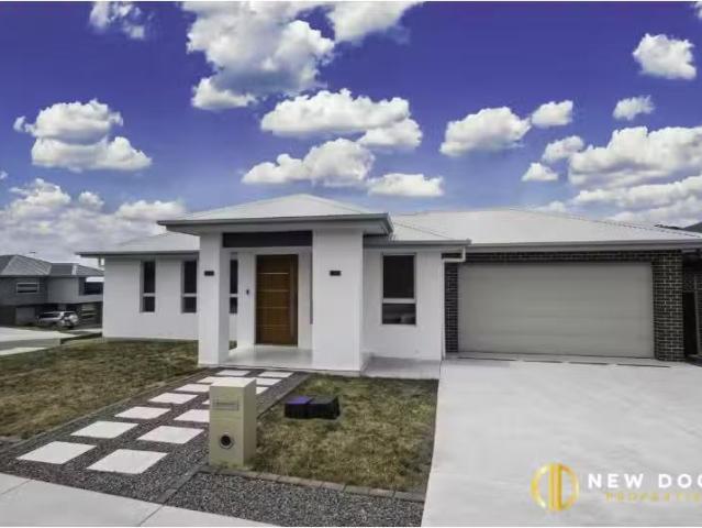 House for rent in Googong, New South Wales