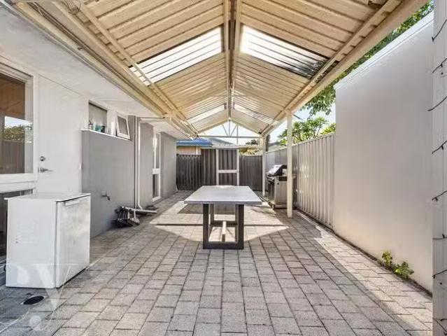 House for rent in High Wycombe, Western Australia
