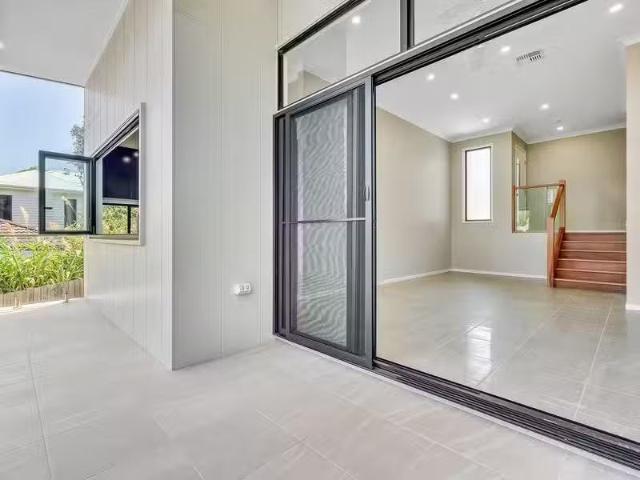 Condo for rent in Toombul, Queensland