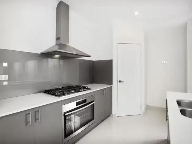 House for rent in Caversham, Western Australia