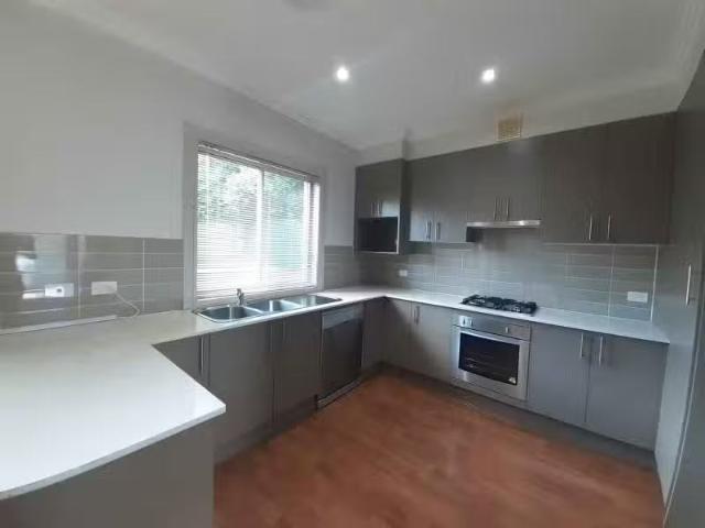 Condo for rent in Sydney, New South Wales