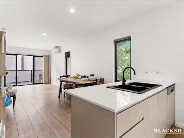Condo for rent in Woden, Australian Capital Territory