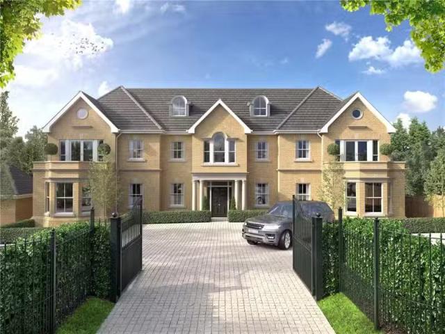 House for rent in Hadley Wood, Greater London
