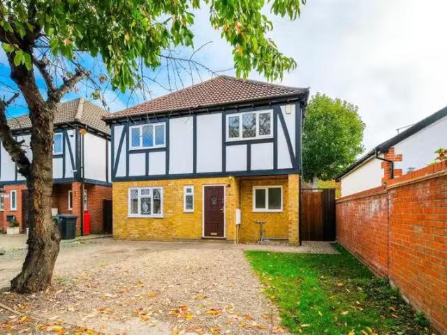 House for rent in Chingford, Greater London