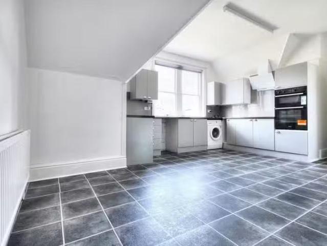 Apartment for rent in Eastbourne, East Sussex