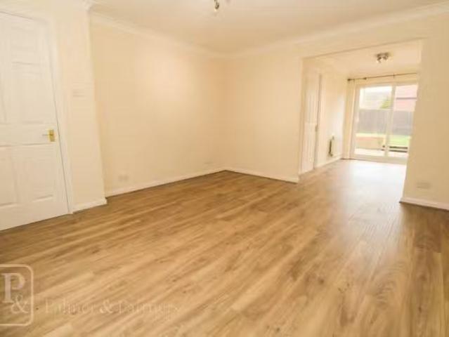 House for rent in Mile End, Fordham Heath