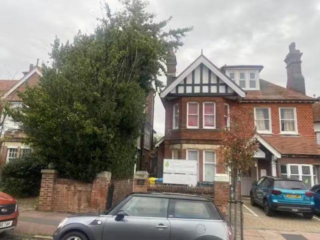 House for rent in Brunswick Park, Greater London