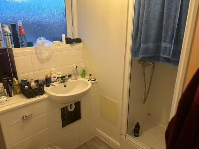 House for rent in Wincheap, The Bridge