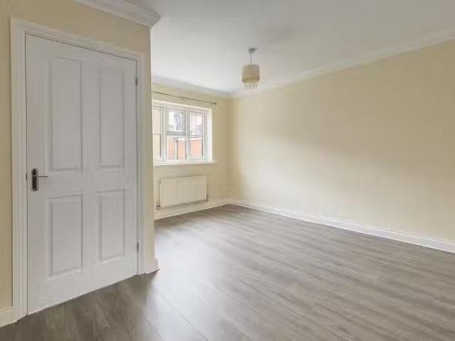 House for rent in Church End, Duton Hill