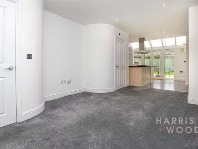 House for rent in Mile End, Fordham Heath