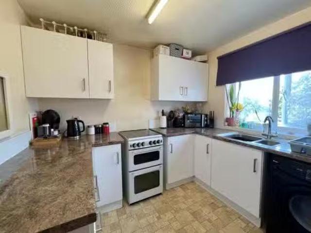House for rent in Friday Street, Eastbourne
