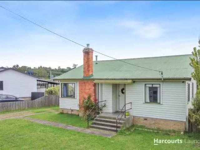 House for rent in Mayfield, Launceston