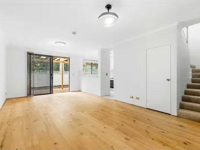 Condo for rent in Sydney, New South Wales
