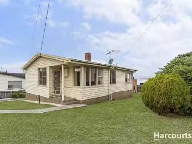 House for rent in Mayfield, Launceston
