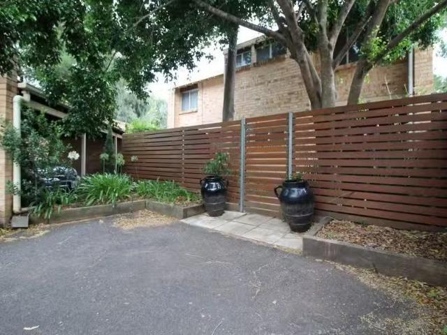 Condo for rent in Horseshoe Creek, South Australia