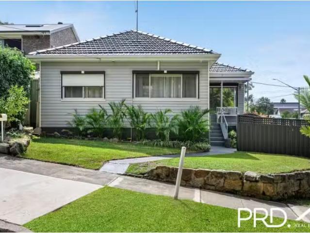 House for rent in East Hills, Sydney