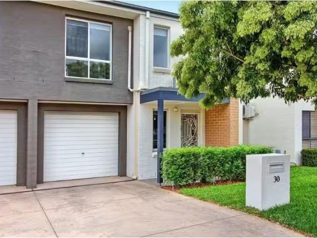 Condo for rent in Sydney, New South Wales