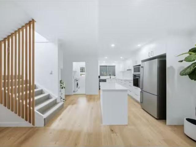 House for rent in Wamberal, Gosford
