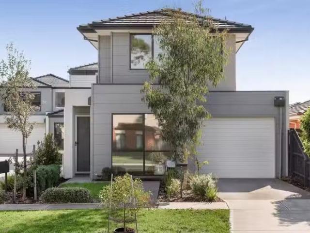 House for rent in Carrum Downs, Melbourne