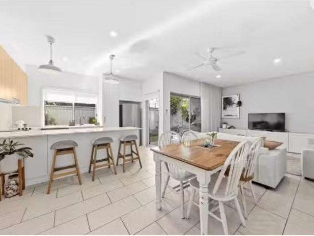 Condo for rent in Sydney, New South Wales