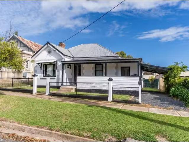 House for rent in Molong, New South Wales