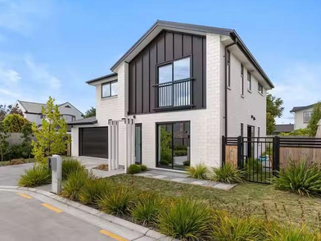 House for rent in Chaslands, Canterbury