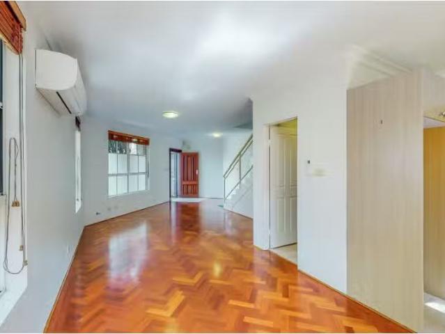 Condo for rent in Sydney, New South Wales