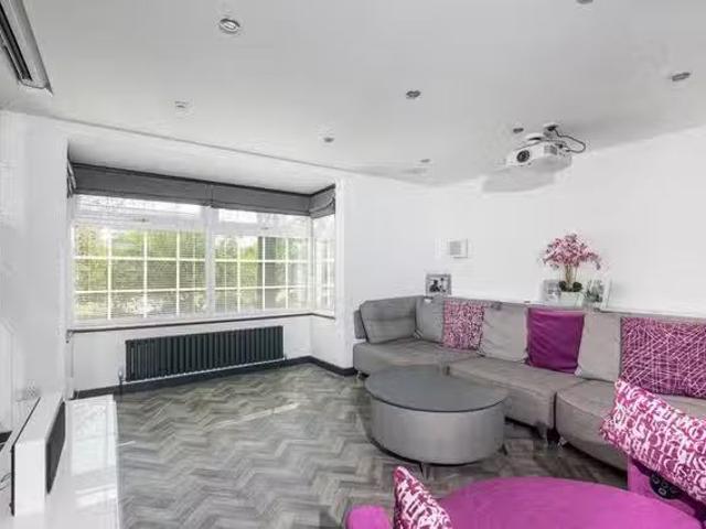 Apartment for rent in High Field, York