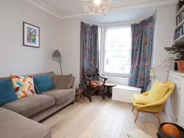 Apartment for rent in Robin Hood, The Slade