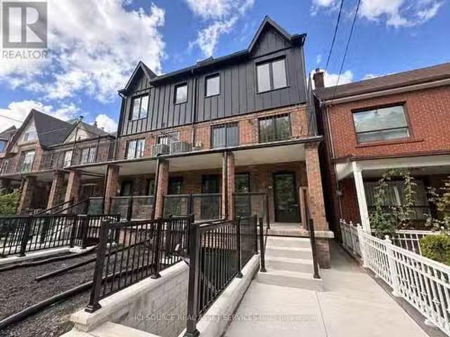 House for rent in University—Rosedale, Toronto