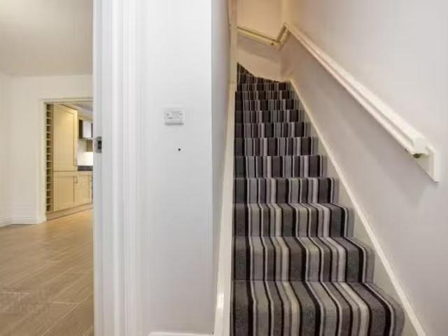 House to rent in Royal Hillsborough, County Down