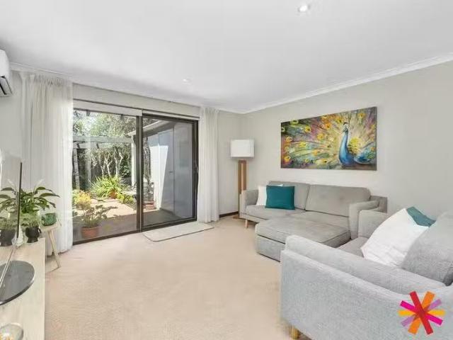 House for rent in Como, Western Australia