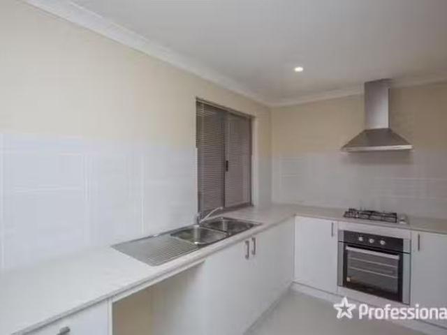 House for rent in Spearwood, Western Australia