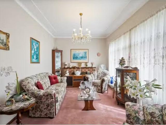 House for rent in Wollongong West, New South Wales