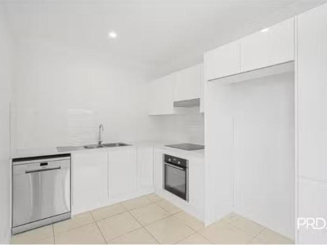 Condo for rent in Sydney, New South Wales