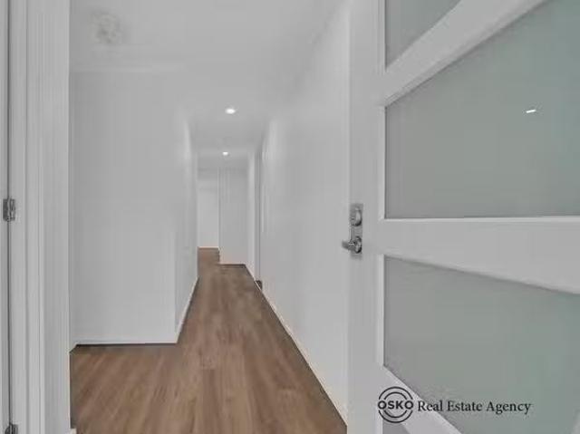 House for rent in Dean, Victoria