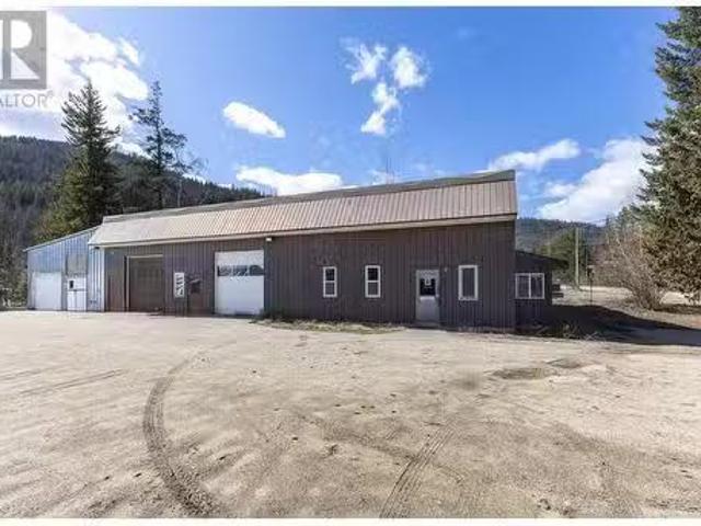 House for rent in Salmon Arm, British Columbia