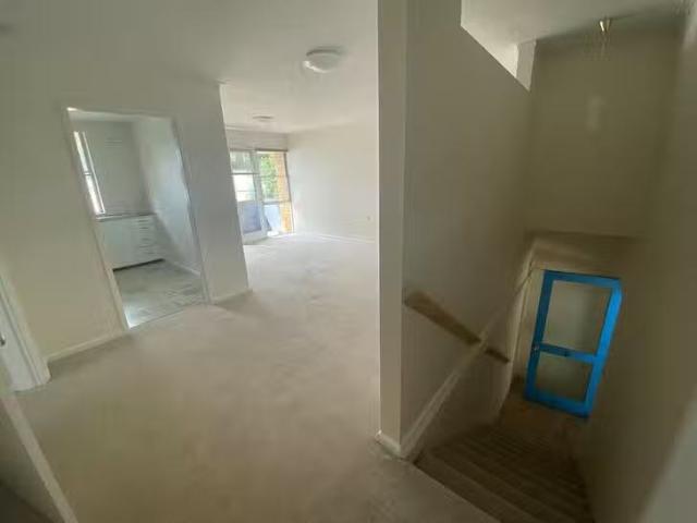Apartment for rent in Piallamore, New South Wales