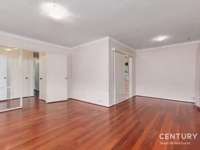 House for rent in High Wycombe, Western Australia